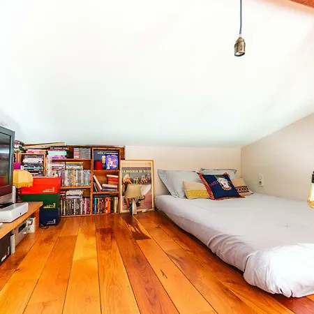 Unique Apartment- 50 Sqm- Montmartre Parigi