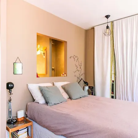 Unique Apartment- 50 Sqm- Montmartre * Parigi